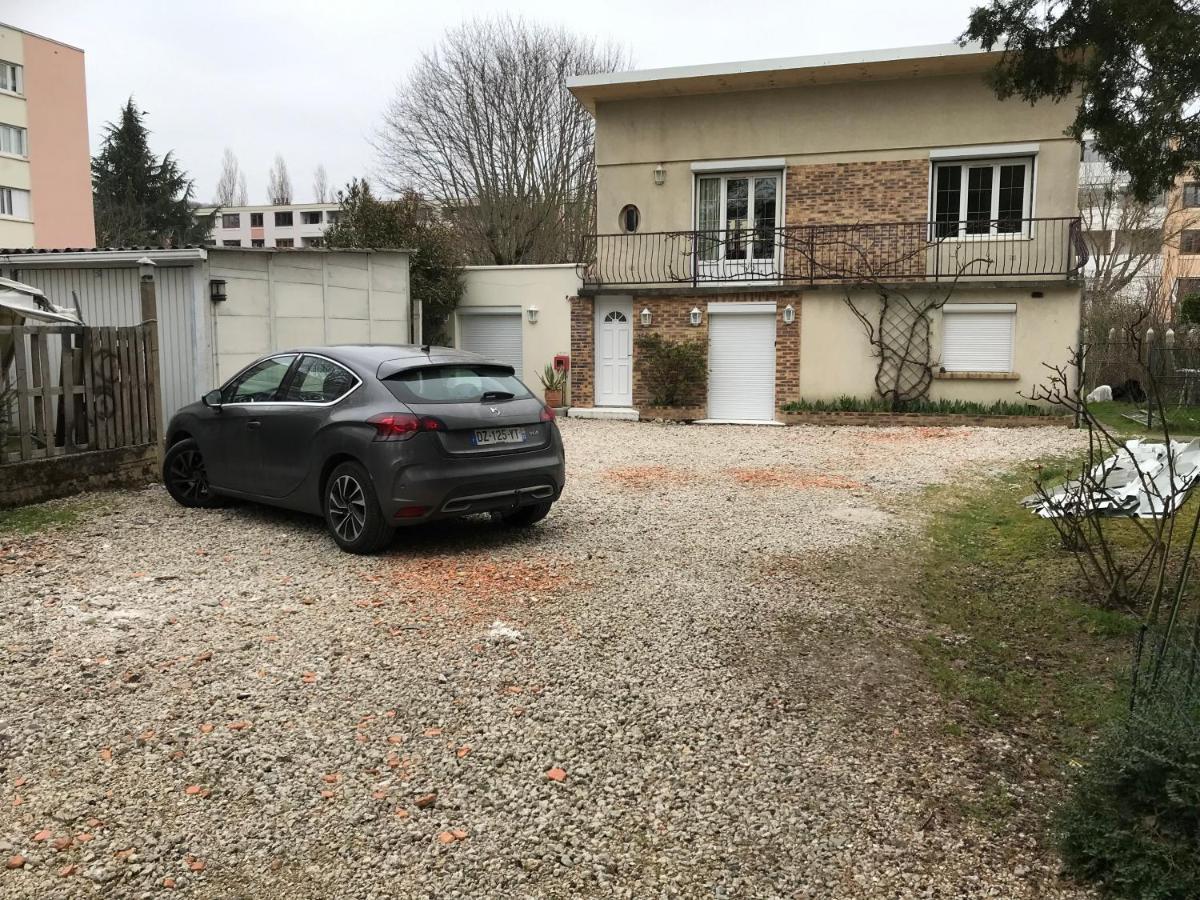 Appartement Fond De Jardin 1 Etage Palaiseau Ngoại thất bức ảnh